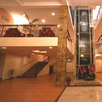 Sarovar Portico Badrinath Hotel Joshīmath Kültér fotó