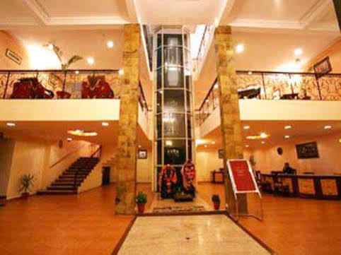 Sarovar Portico Badrinath Hotel Joshīmath Kültér fotó
